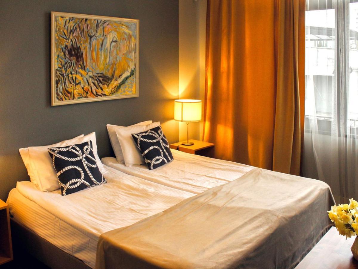 Boutique Hotel Amra Sukhumi Luaran gambar