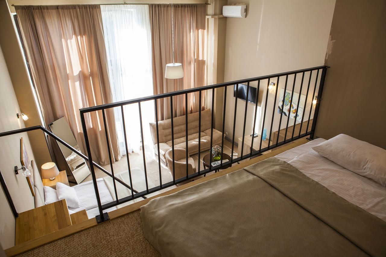 Boutique Hotel Amra Sukhumi Luaran gambar